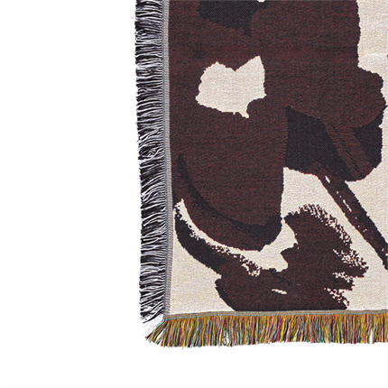 Hjørnet af Cilla tæppe fra Ferm Living