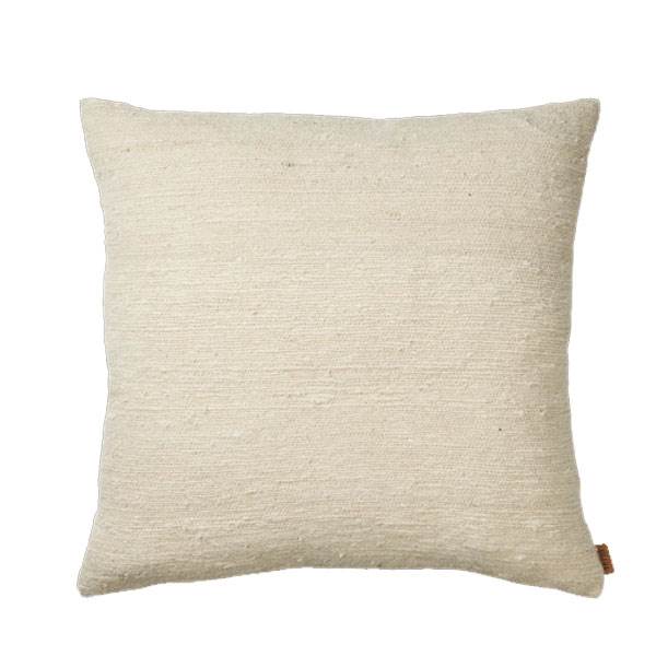 Se Ferm Living Nettle cushion - Natural hos Erling Christensen Møbler