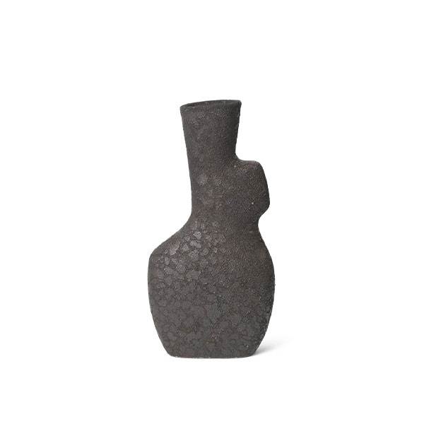 Ferm Living Yara vase, large - Rustic Iron 