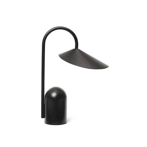 Se Ferm Living Arum portable lamp - Black hos Erling Christensen Møbler