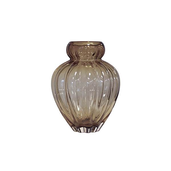 Se Specktrum Audrey vase, large - Smokey brown hos Erling Christensen Møbler