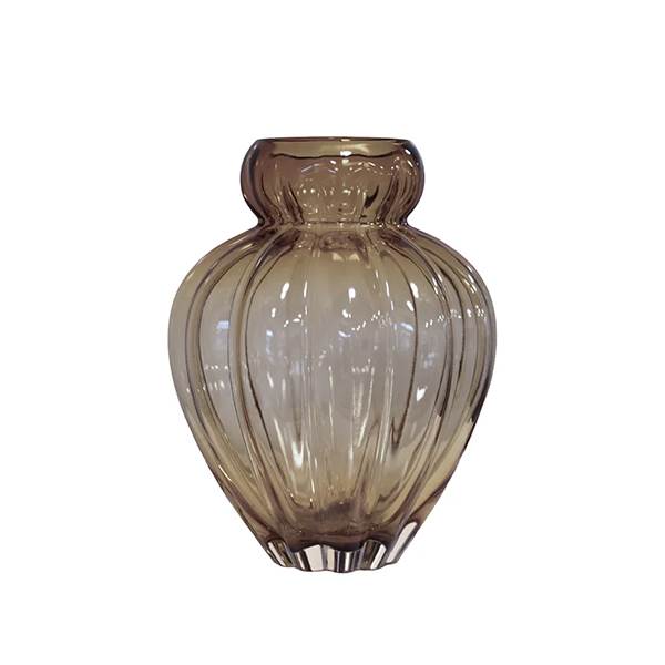 Se Specktrum Audrey vase - Medium - Smokey brown hos Erling Christensen Møbler