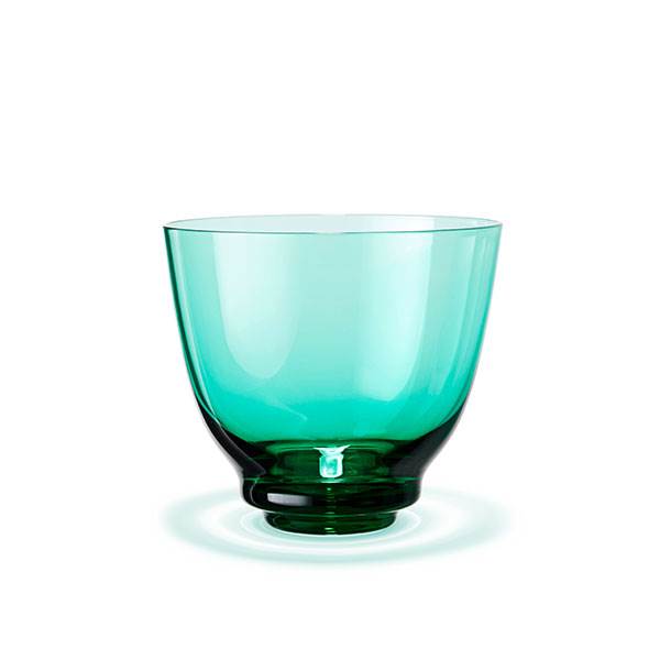Se Holmegaard Flow vandglas 35 cl - Emerald green hos Erling Christensen Møbler