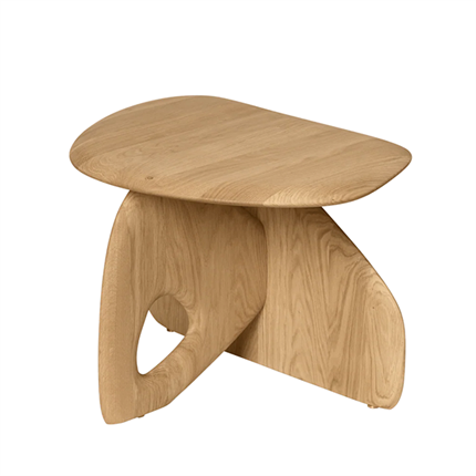 Smukt sofabord i stilrent design fra Ferm Living