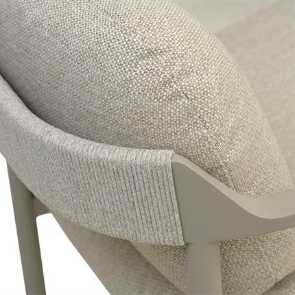 Detalje billede af ryggen på loungestole