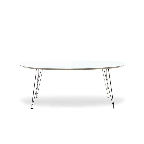 Se Andersen Furniture DK10 spisebord - 110 x 190 cm. - krom - hvid laminat hos Erling Christensen Møbler