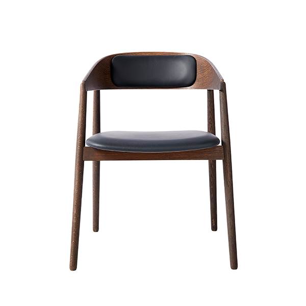 Andersen Furniture AC2 spisebordsstol - Polstret sæde & ryg - Røget olie