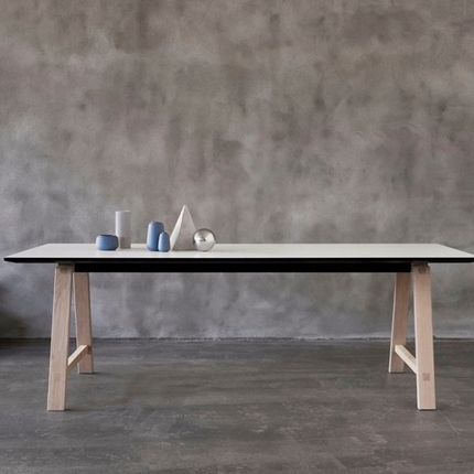 Andersen Furniture T1 spisebord - hvid laminat - sæbebehandlet eg 