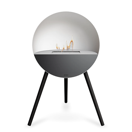 Eye biopejs i sort og hvid