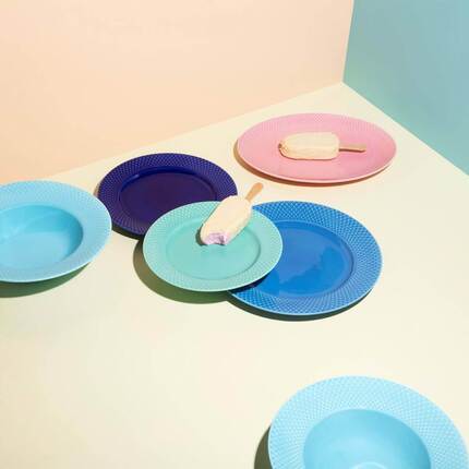 Lyngby Porcelæn Rhombe Color - Frokosttallerken Ø21 cm - Mørk blå