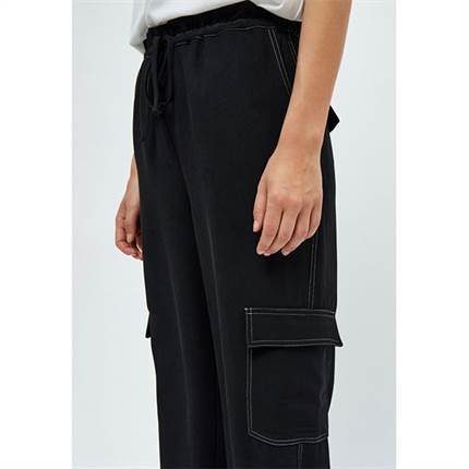 Minus Auriana hight waisted cargo pant - Black