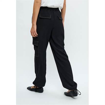 Minus Auriana hight waisted cargo pant - Black