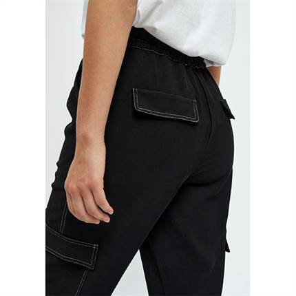 Minus Auriana hight waisted cargo pant - Black