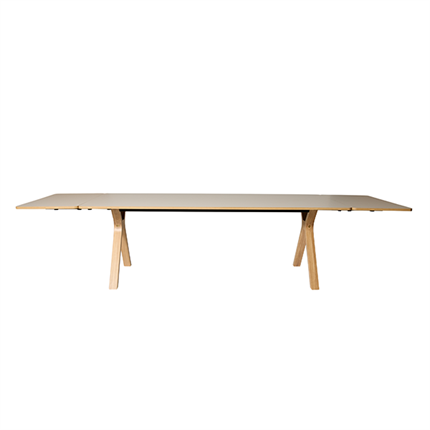 Space spisebord i kashmere grey med tillægsplader fra Andersen Furniture
