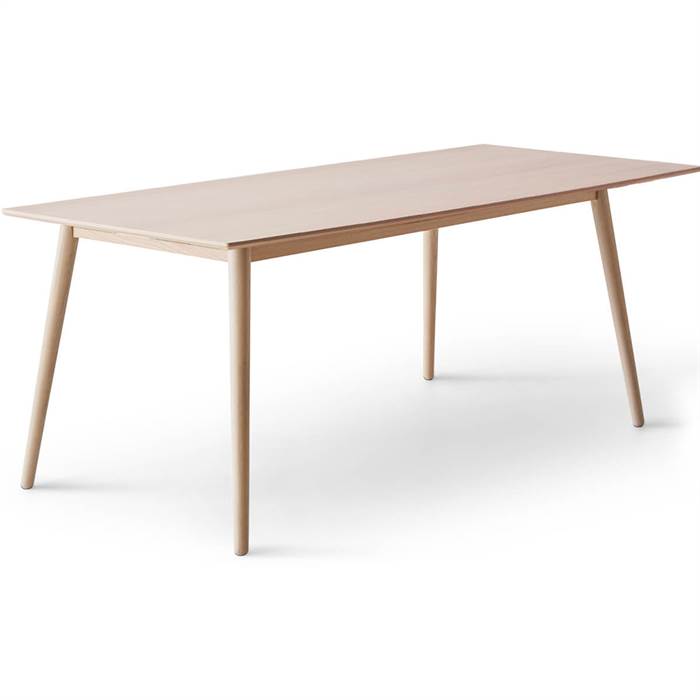 Meza by Hammel spisebord - Square - 165 x 90 cm - Eg finér - Ben i hvidpigm. eg - Inkl. 2 tillægsplader