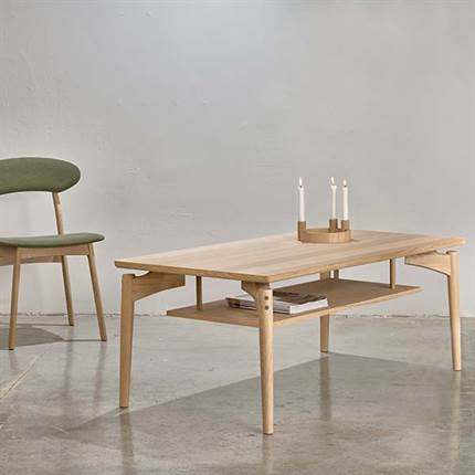 Aeris sofabord i lakeret røget eg fra PBJ Designhouse