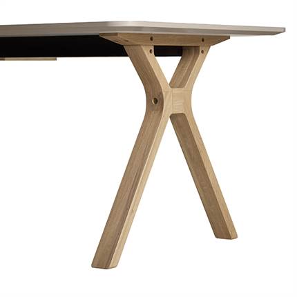 Detaljebillede af Space spisebord